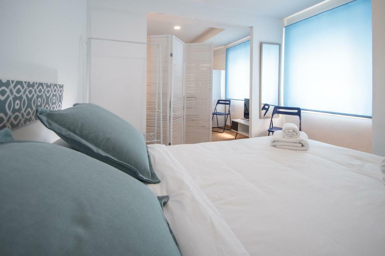 Apartamento Aires Mediterraneos Apartment Cadiz Ngoại thất bức ảnh
